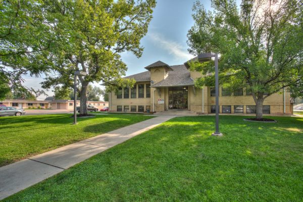 Apartment Building Sale – Greeley | DenverMultifamilyAdvisors.com